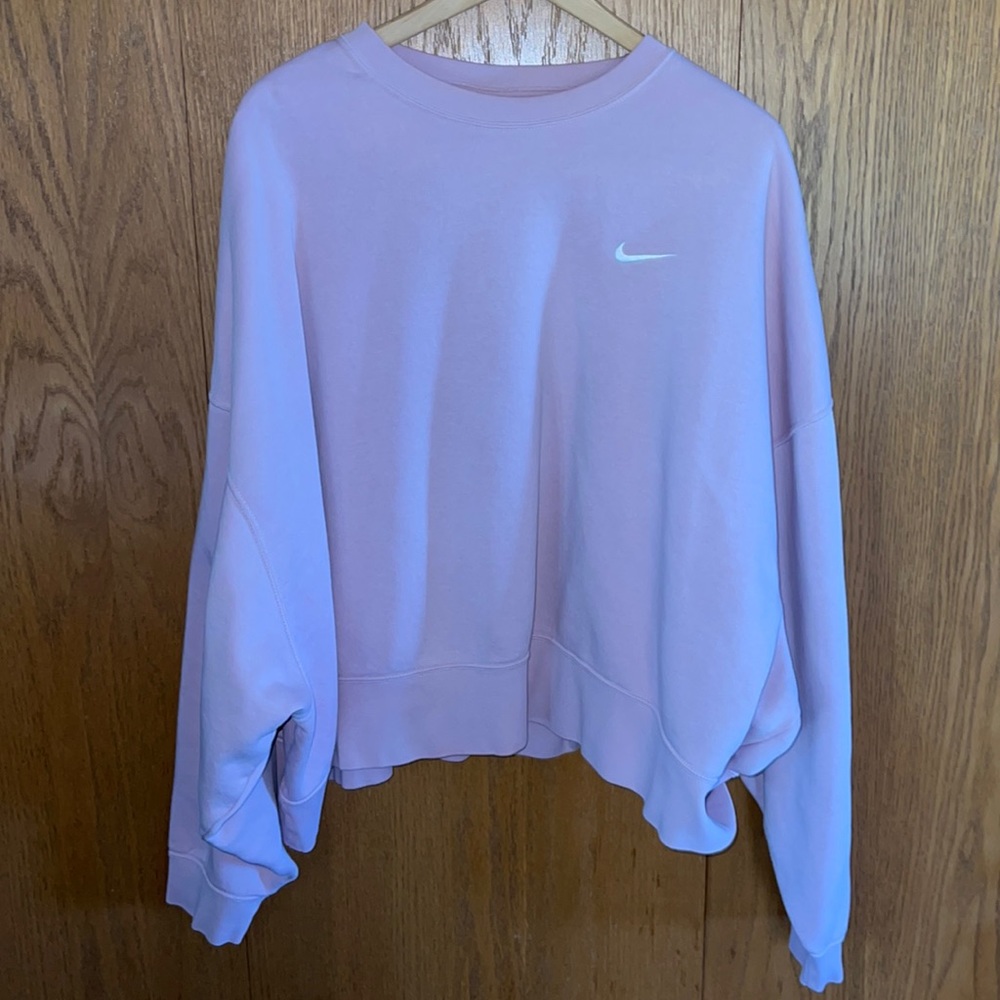 Nike Oversized Cropped Sweatshirt